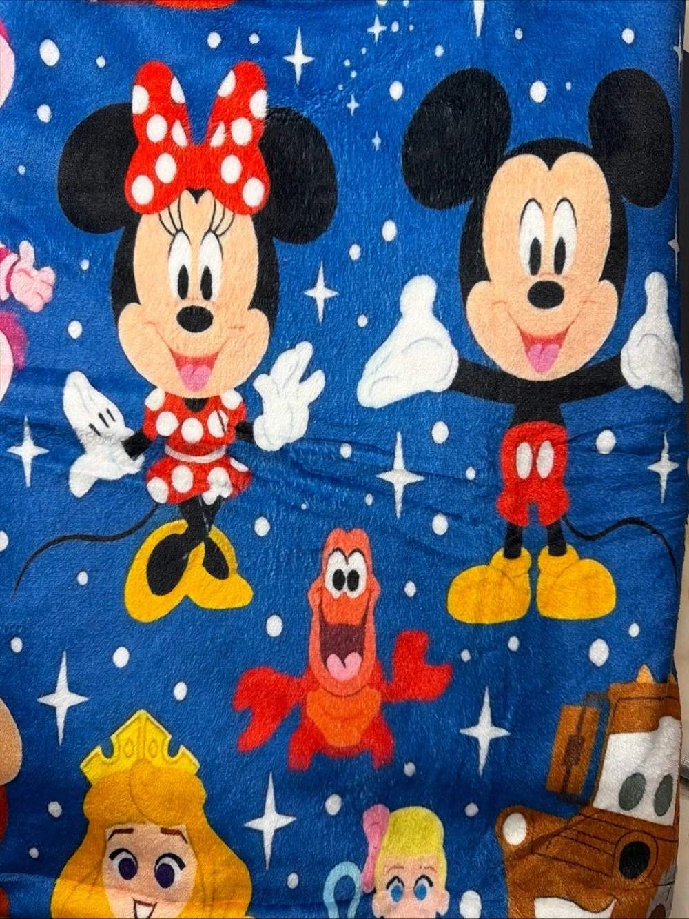 Children's Blue Character-Print Plush Throw Blanket - Unbranded